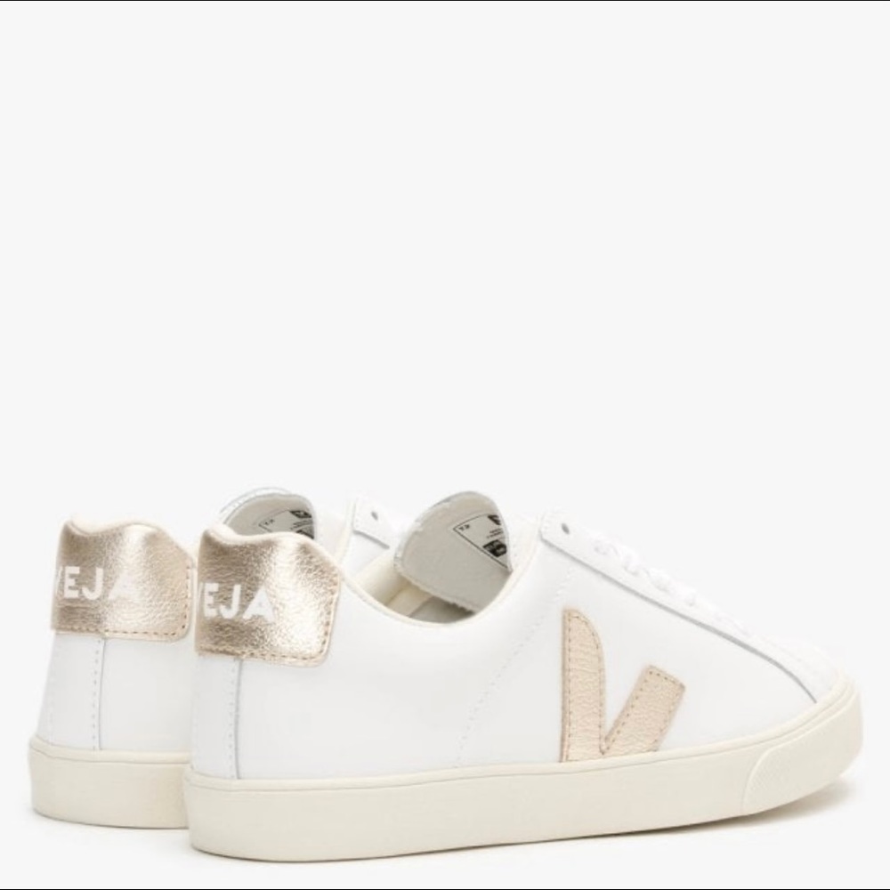 Brand new Veja esplar leather gold/white sneakers trainers. Wore only to try on.